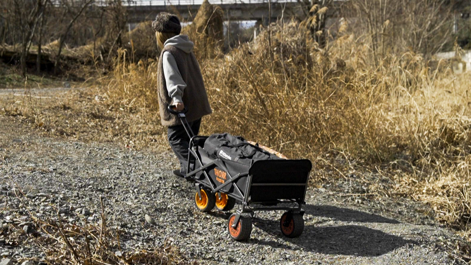 電動キャリー｜あらゆる荷物運びを電動でラクに