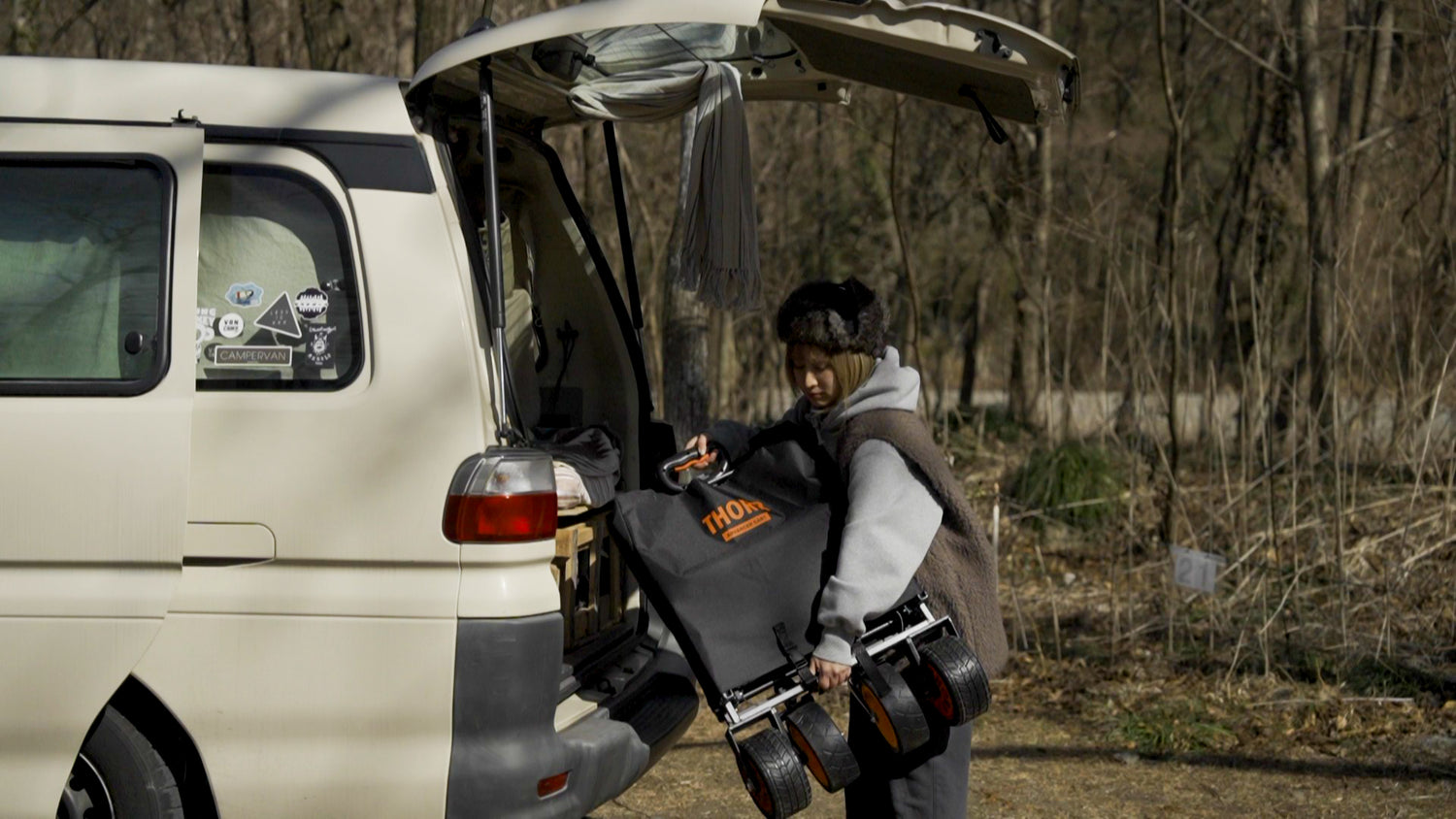 電動キャリー｜あらゆる荷物運びを電動でラクに