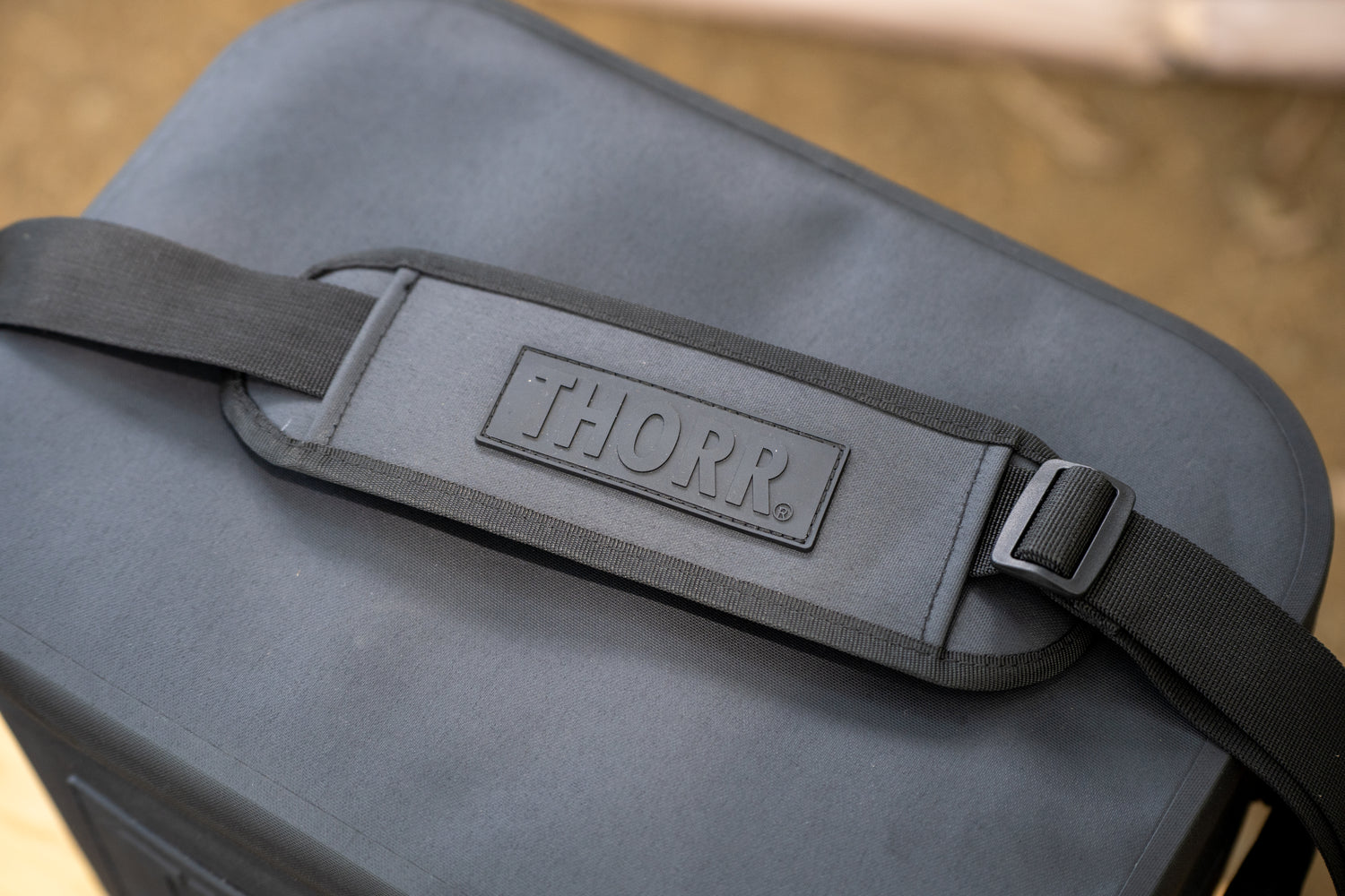 ソフトクーラーバッグ 8L｜保冷力ハードクーラー級・30時間氷が残る