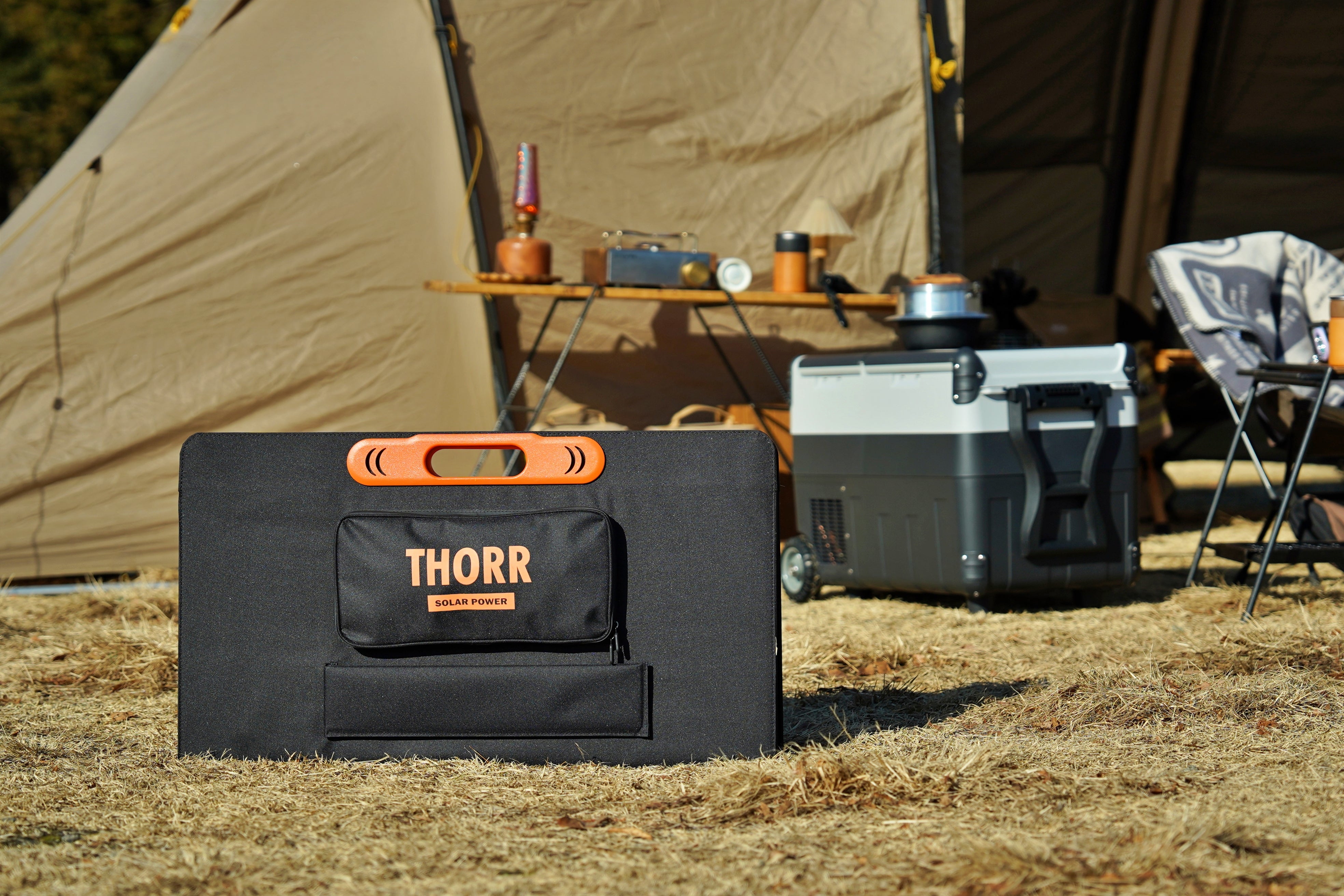【ほぼ未使用】THORR ポータブル冷蔵庫 40L 5WAY電源 車載・キャンプ THORR ポータブル冷蔵庫 40L｜アウトドア・車中泊に最適 – DoMake